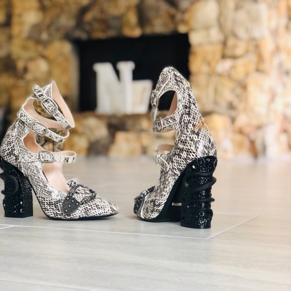 SOLD ‼️ @latoyawr - Picture 5 of 13